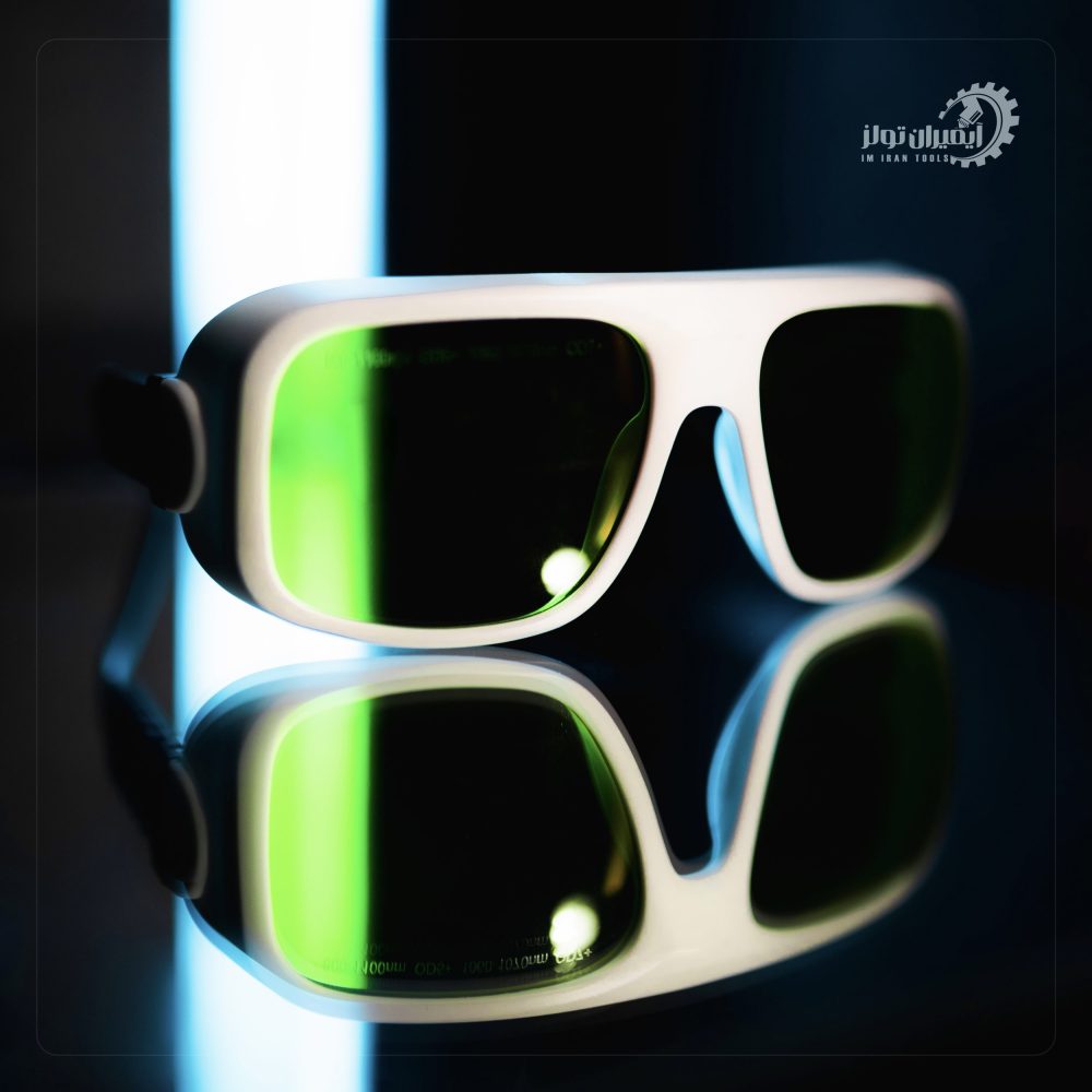 عینک محافظ لیزر